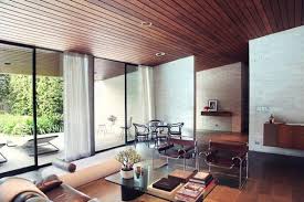 Maison D Architecte Des Annees 70 A Part Ca Houten Plafond Interieur Modernisme