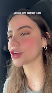 Coristas en la nueva canción de Carin León