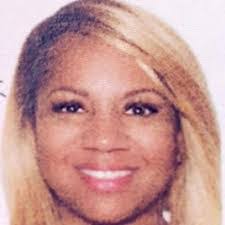 Tracy Manos's Instagram, Twitter & Facebook