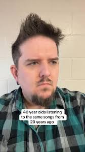 Does Jesse Lacey get to come back? #emo #elderemo #punk #poppunk #emocore  #warpedtour #brandnew