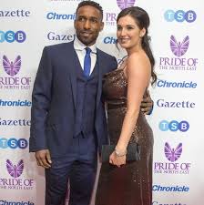 Jermain defoe's salary 3.64 million gbp. Jermain Defoe Accused Of Cheating With Hot Tub Sales Rep As Her Dj Husband Claims Football Ace Wrecked Marriage Irish Mirror Online
