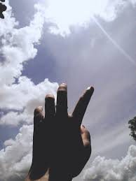 Foto tangan ini disebutkan bahwa seperti yang telah kami telusuri dalam videonya bahwa hal tersebut. Pin Oleh Azra Di Fotografi Fotografi Pantai Fotografi Fotografi Jalanan