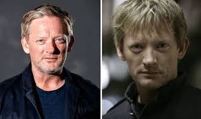 Why did Douglas Henshall leave Primeval as Nick Cutter?