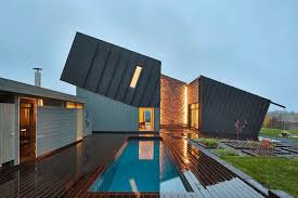 Rumah kontemporari ini terletak di los altos hills, di california. 7 Desain Rumah Unik Modern Dari Seluruh Dunia