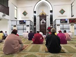 Masjid sultan ismail petra merupakan sebuah masjid yang terletak di kampung banggol, daerah kubang kerian, 16150 kota bharu, kelantan darul naim. Solat Jumaat Masjid Sultan Ismail Petra Mukim Banggol Facebook