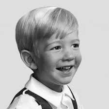 Today, his personal blog gatesnotes features upwards of 150 book recommendations for. Mark Zuckerberg Elon Musk Bill Gates Steve Jobs And Jeff Bezos As A Child Watch Them Age In Gif Form