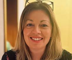 Tetney mum who suffered stroke at 47 trains to become hypnotherapist after  'fascinating' practice helped her navigate her new life