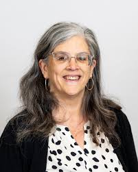 Amy Troyer's Instagram, Twitter & Facebook