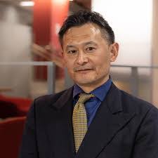 Shikha Nayar's Instagram, Twitter & Facebook