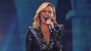 Helene fischer (born 5 august 1984) is a russian born german singer and entertainer. Helene Fischer Grosses Comeback Bei Immer Wieder Sonntags Schlager De