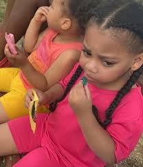 Happy birthday Anty mar we love you Tamara Abernathy 🥳🎉🥰💕