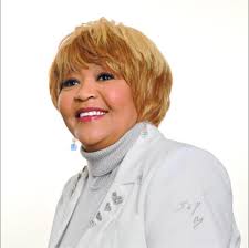 Lisa R Lloyd Oakes added a new photo.