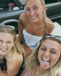 🇺🇸❤️🤩🍻☀️🎆