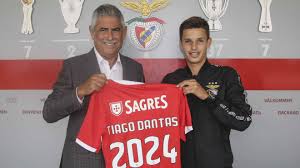 Paris sportifs paris sportifs pronostic benfica arsenal : Futebol Benfica Tiago Dantas Renova Ate 2024 Sl Benfica