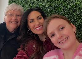 Anne Farrell Nicely (@annefarrellnicely) • Instagram photos and videos