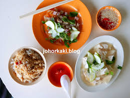 ^ common kosher and non kosher fish. Disappearing Singapore Street Food Lao Liang Pork Trotter Shark Meat Jelly è€ä¸¤çŒªè„šå†»æ²™é±¼è‚‰ Johor Kaki Travels For Food