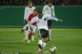 Чемпионат европы до 21 года. Germany U21 2 England U21 0 Jason Steele Sent Off As Pearce S Boys Slump To Defeat Daily Mail Online