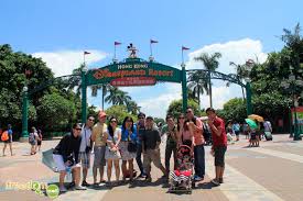 Explore 7 lands adventureland, grizzly gulch, mystic point, toy story land, fantasyland, tomorrowland and main. Where To Buy Discounted Hong Kong Attraction Tickets Or Passes Freedom Wall