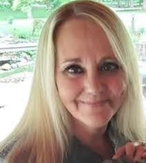 Lindsey Lynn's Instagram, Twitter & Facebook