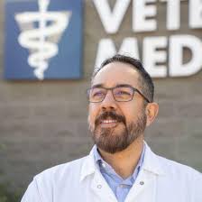 Alumni Spotlight: Constant Change from Bench to Veterinary Pharmacy ·  School of Pharmacy · UCSF