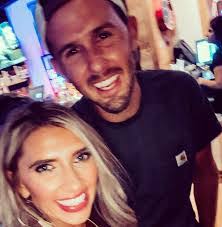 Danielle Overton's Instagram, Twitter & Facebook