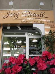 Vous êtes responsable de salon didier escande / lisy esthétique à marseille 11ème ? Salon De Beaute Marseille Soins Esthetiques Josy Beaute