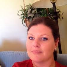 Carrie Marlow's Instagram, Twitter & Facebook