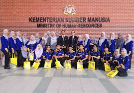 Bgi kos sarjana muda sains(kepujian) matematik pengurusan dan sarjana muda pentadbiran perniagaan(kepujian) ekonomi perniagaan dkt kampus uitm mne je ade yep? Twitter à®‡à®² Kem Sumber Manusia Lawatan Akademik Avengers Ir Daripada Pelajar Pelajar Program Ijazah Sarjana Muda Pentadbiran Perniagaan Kepujian Pengurusan Sumber Manusia Uitm Cawangan Melaka Kampus Bandaraya Melaka Ke Kementerian Sumber