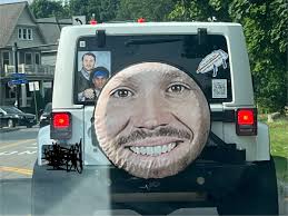 Duncan Whitcomb (@DuncanWhitcomb)