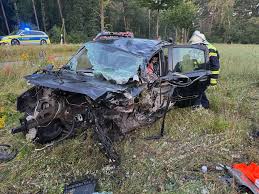 Unfall auf B214 forderte die Feuerwehr · Nienburg