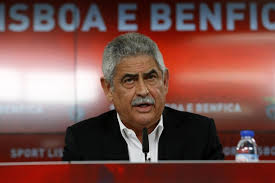 He is also chairman of the board of directors of several of companies. Socio De Luis Filipe Vieira Reforca Posicao Na Sad Do Benfica Dinheiro Sabado