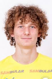 Dva hráči, kteří jsou si podobní nejen kudrnatými vlasy. David Luiz Et Alex Kral Adversaires D Un Soir Et Sosies Pour Toujours C3 Quarts Chelsea Slavia Prague 4 3 19 Avril 2019 Sofoot Com