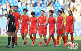 東奧7·21：中國女足首戰0比5大敗給巴西 東奧賽事今（7月21日）下午開踢女子足球分組賽，中國0比5大敗給巴西。 (koki nagahama/getty images) é€†æ°´è¡ŒèˆŸä¸è¿›åˆ™é€€ ä¸­å›½å¥³è¶³ä¸èƒ½æ‹¿ æ‚²å£® å……é—¨é¢