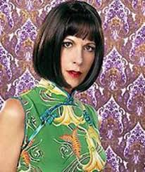 Christian slater as mark hunter samantha mathis as nora diniro mimi kennedy as marla hunter scott paulin as brian hunter cheryl pollak as paige woodward annie ross as principal loretta creswood ahmet zappa as jaime billy morrissette as mazz mazzilli seth green as joey robert schenkkan as david. Pump Up The Volume Cast Crew On Mubi