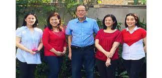 The presidential palace offered condolences to aquino's family. Zfvpktirja0a4m