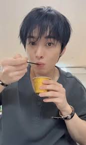 Yeah. My sister bestie showed me Felix, I was took over by his effect, dip  into the music and next thing I know...I'm Mama-chan wanting to protect SKZ  and all STAY, making