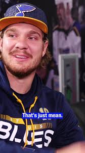 They have such a way with words 😌 #straightfaced #compliments  #dontlaughchallenge #robertthomas #jordankyrou