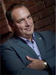 Bonjour à vous! Je suis en train de bâtir un séminaire où j'enseignerai aux  personnes à se servir de leur plein potentiel au niveau subconscient. Dans  l'un des exercices proposés j'aurais besoin