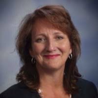 Julie Leos's Instagram, Twitter & Facebook