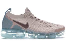 One of the most eagerly anticipated sneakers of this season, the cactus plant flea market (cpfm) x nike vapormax. Nike Air Vapormax 2 Particle Beige Igloo W 942843 203