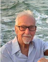 Lisa Simonetti's Instagram, Twitter & Facebook