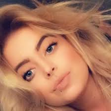 Amber Hyde (amber_hyde2005)