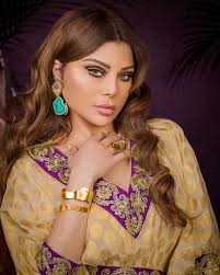 194653 ث هيفاء وهبي، ممثلة وفنانة استعراضية. Ù…Ø­Ù…Ø¯ ÙˆØ²ÙŠØ±ÙŠ ÙŠÙˆØ§Ø¬Ù‡ Ù‡ÙŠÙØ§Ø¡ ÙˆÙ‡Ø¨ÙŠ Ø¨Ù…Ø­Ø§Ù…ÙŠ Ø¹Ù…Ø±Ùˆ Ø¯ÙŠØ§Ø¨ ÙˆÙŠÙ‡Ø¯Ø¯Ù‡Ø§ Ø®Ø³Ø±ØªÙ†ÙŠ Ù„Ù„Ø£Ø¨Ø¯ ÙˆÙ„Ø¹Ø¨Øª Ù…Ø¹ Ø§Ù„Ø£Ø³Ø¯ Ø³ÙŠØ¯ØªÙŠ