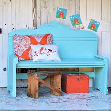 How to build a bench made from a headboard and footboard with these step by step instructions! How To Make A Vintage Waterfall Headboard Bench Petticoat Junktion