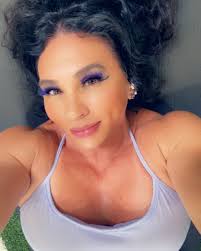 Candy Canary's Instagram, Twitter & Facebook