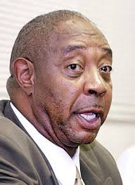 Earlie Dixon's Instagram, Twitter & Facebook