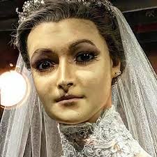 Un icberg sobre Europiel, empresa internacional que se dedica a  tratamientos de belleza la cual realiza secuestros express hasta que  adquieren sus servicios roban tu información bancaria y te hacen cargos no