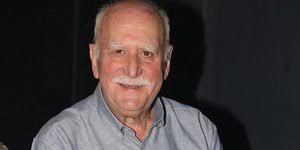 Η σήμανση τοποθετήθηκε στις 25/12/2014. Giwrgos Papadakhs Apo To Iefimerida Gr