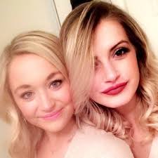 Olivia Hawley (@xoOliviahawley)