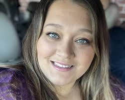 Faith Bouchard's Instagram, Twitter & Facebook